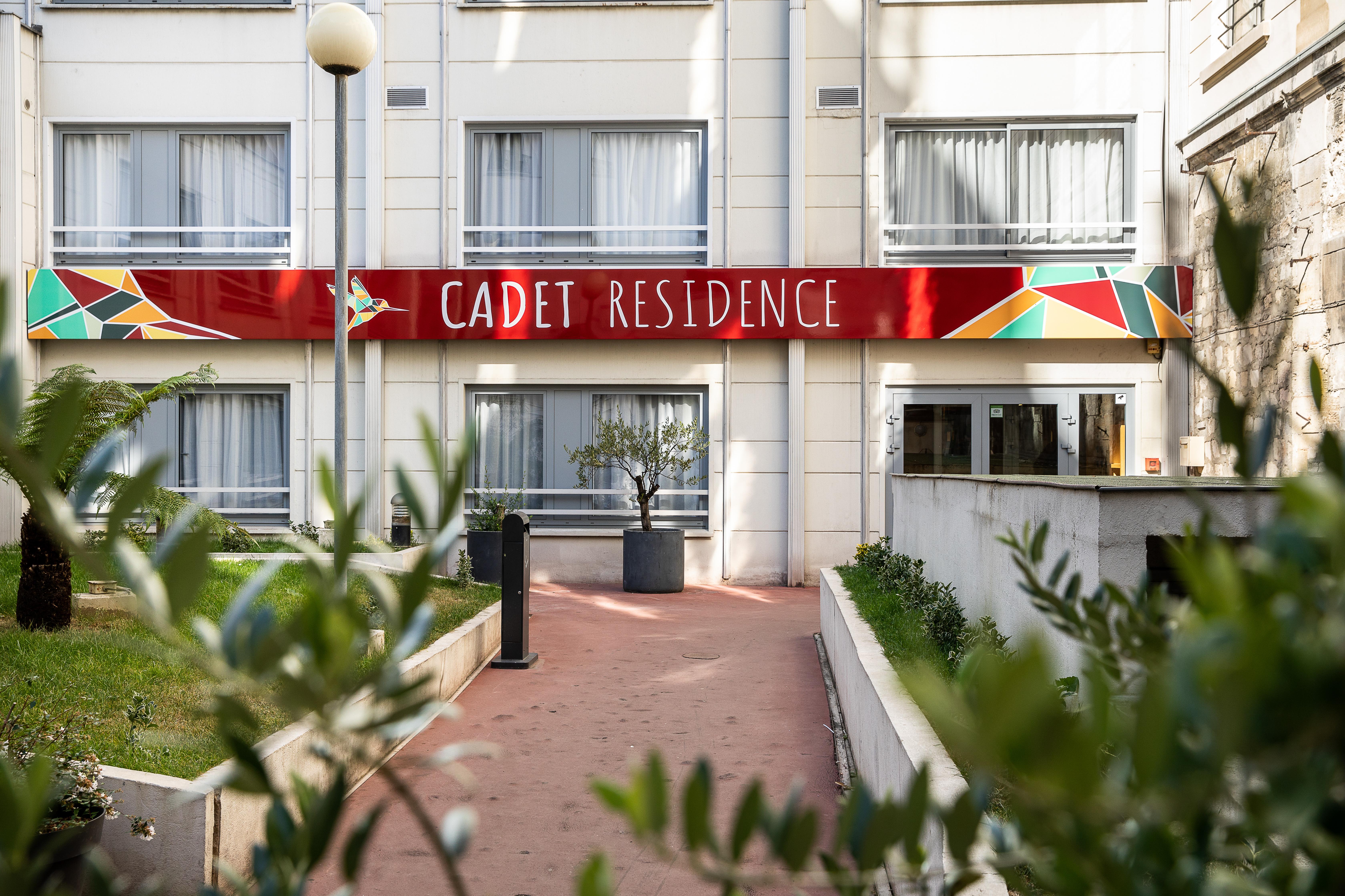 Cadet Residence Paris Exteriör bild